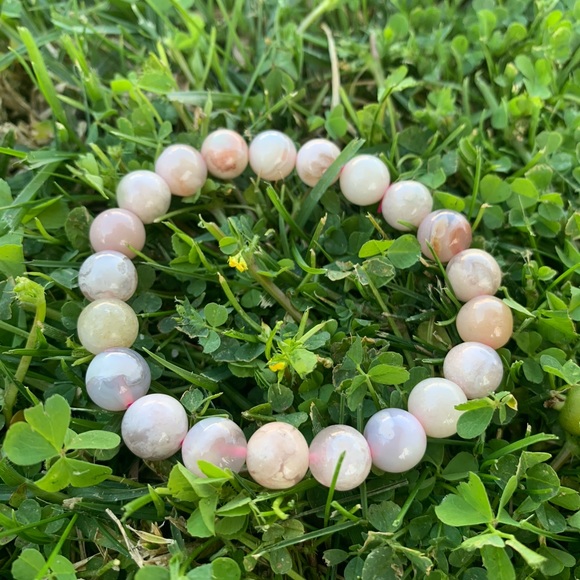 Bracelet: Pastel Pink and Purple Flower Agate - Picture 5 of 5